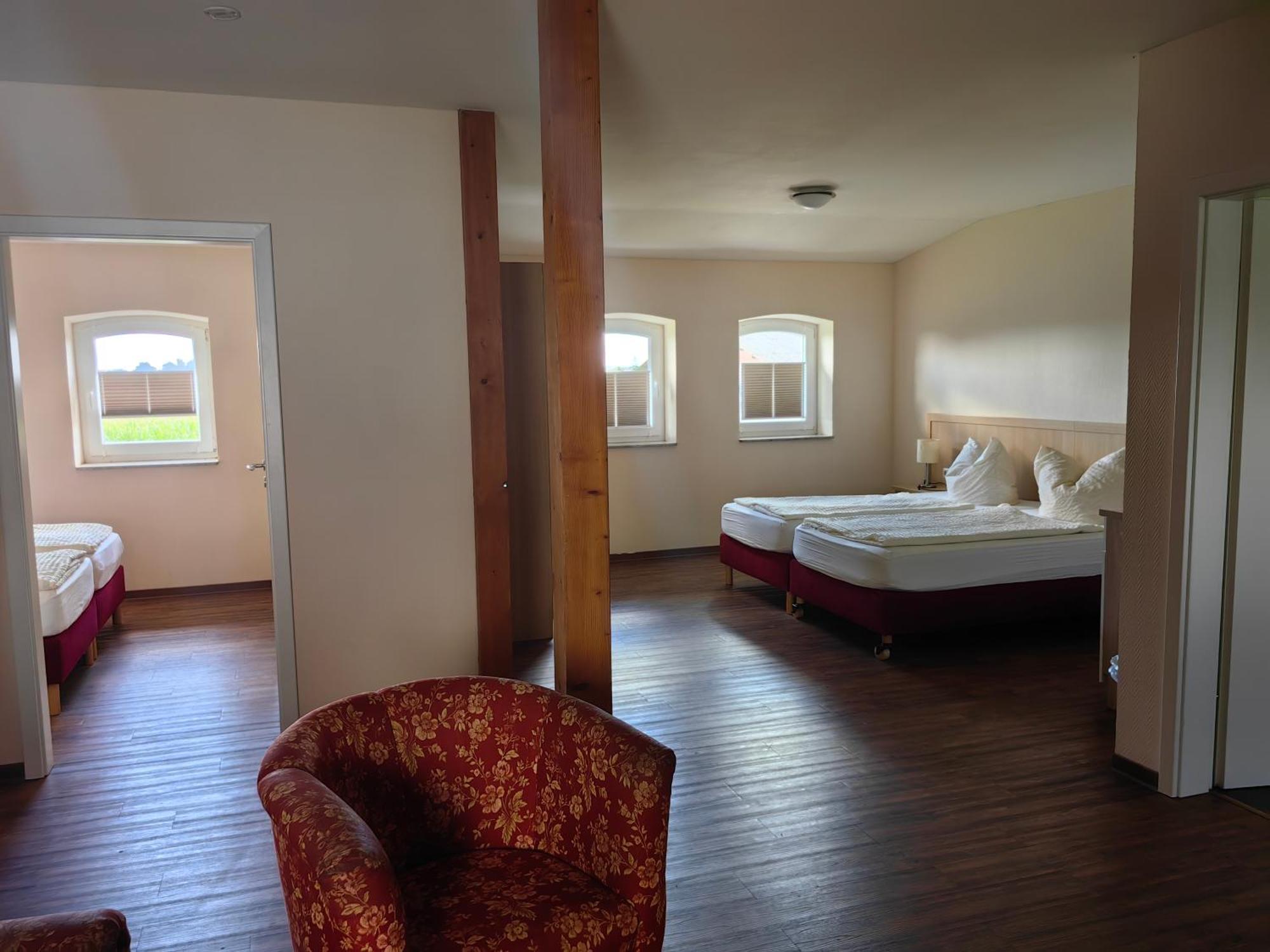 Landhotel Kreien Esterno foto