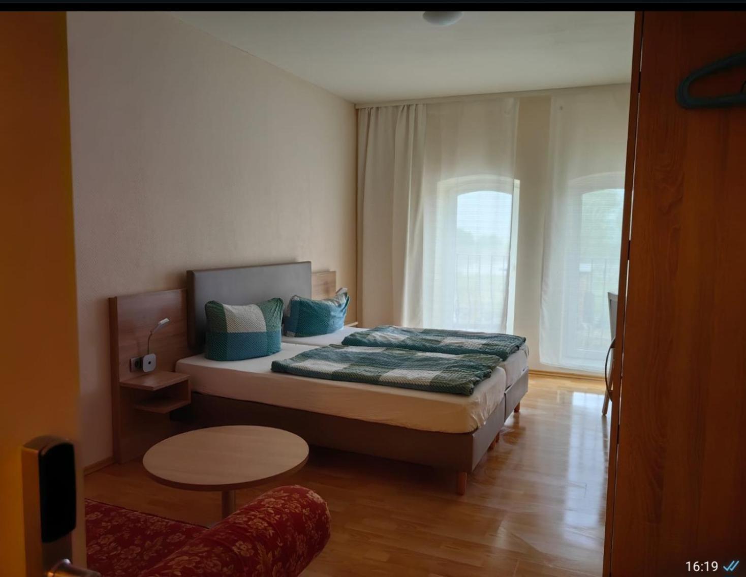 Landhotel Kreien Esterno foto